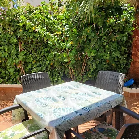 Casa Baja Extraordinaria En Urbanizacion Naturista! * Las Bombardas